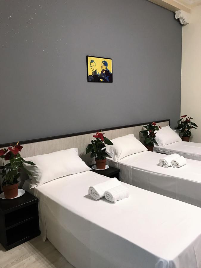 Hotel Paris Milan Bagian luar foto